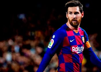 JUGADORES DEL BARCELONA SE REDUCEN EL 70% DE SU SALARIO