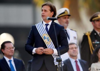 LUIS LACALLE POU ASUME COMO PRESIDENTE DE URUGUAY