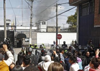 MOTINES EN CÁRCELES COLOMBIANAS DEJAN 23 MUERTOS Y 83 HERIDOS