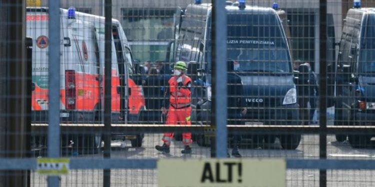MOTINES POR CORONAVIRUS DEJAN 11 PRESOS MUERTOS EN ITALIA