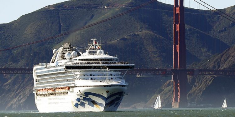 PASAJEROS DE CRUCERO CON CASOS DE CORONAVIRUS PASEARON EN MÉXICO