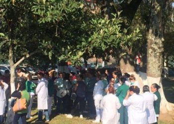 PERSONAL DEL IMSS PROTESTA POR FALTA DE INSUMOS ANTE COVID-19