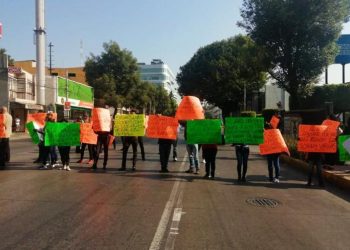 PROTESTAN TRABAJADORES DE AMERICAN EXPRESS POR ACOSO LABORAL Y SEXUAL