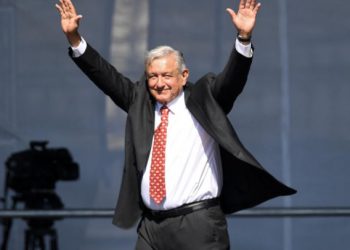 REPRESENTO AL PUEBLO, ÉL PONE Y ÉL QUITA: AMLO