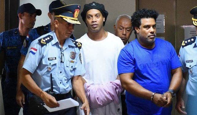 RONALDINHO SEGUIRÁ EN PRISIÓN PREVENTIVA EN PARAGUAY