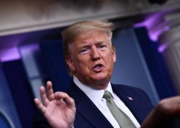 TRUMP LANZA PLAN DE AYUDA MASIVA CONTRA EL CORONAVIRUS