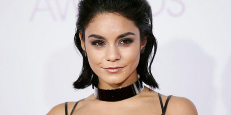 TUNDEN EN REDES A VANESSA HUDGENS POR DECLARACIÓN SOBRE CORONAVIRUS
