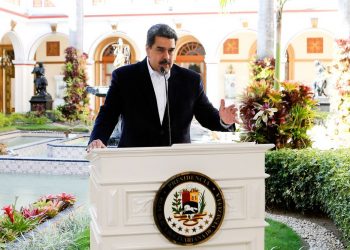 VENEZUELA PONE EN CUARENTENA CARACAS Y OTROS SEIS ESTADOS