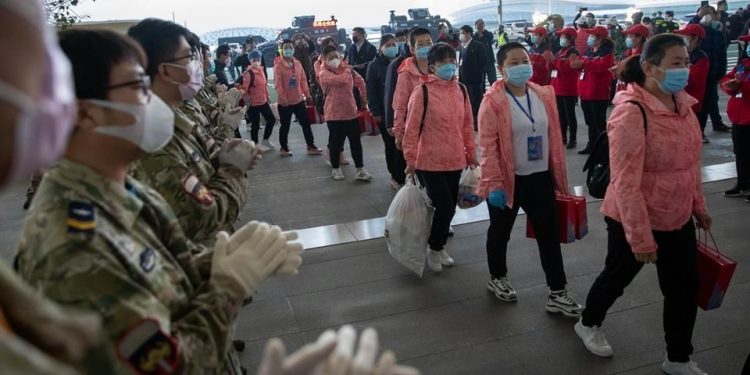 WUHAN, EPICENTRO DEL CORONAVIRUS, CUMPLE UN DÍA SIN CASOS NUEVOS