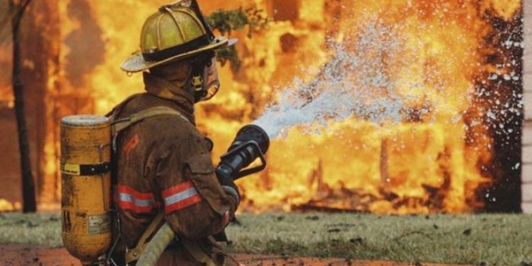 INCENDIAN GRUPO DE AUTOAYUDA EN CANCÚN