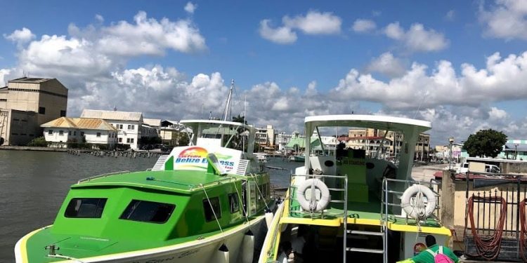 IMPIDEN ARRIBO DE EMBARCACIÓN DE PASAJEROS EN BELICE Y RETORNA A CHETUMAL