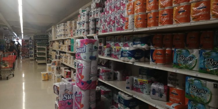 EN CANCÚN NO HAY COMPRAS DE PÁNICO