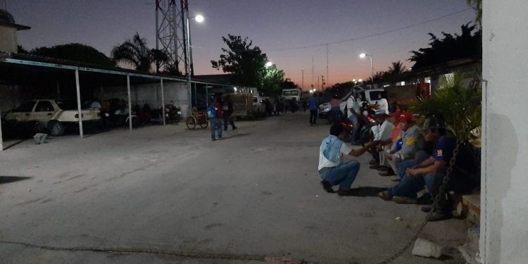 PARALIZAN SERVICIOS PÚBLICOS DE LA CIUDAD