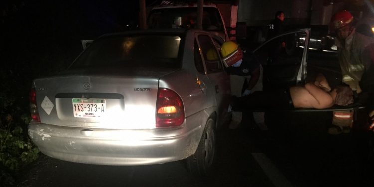 CHOQUE DEJA DOS LESIONADOS Y DAÑOS MATERIALES SUPERIORES A LOS 40 MIL PESOS