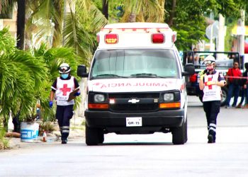 ASALTANTE SE HIZO LA VÍCTIMA PERO VECINOS LO GOLPEARON