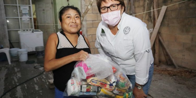 INICIA ENTREGA DESPENSAS EN PLAYA DEL CARMEN