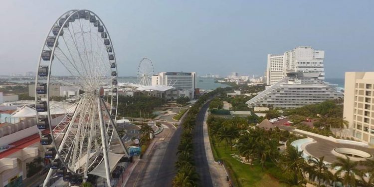 ZONA HOTELERA DE CANCÚN LUCE DESIERTA