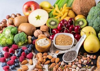 LOS EXPERTOS RECOMIENDAN CONSUMIR ALIMENTOS SALUDABLES DURANTE LA FASE 3 DE COVID-19.