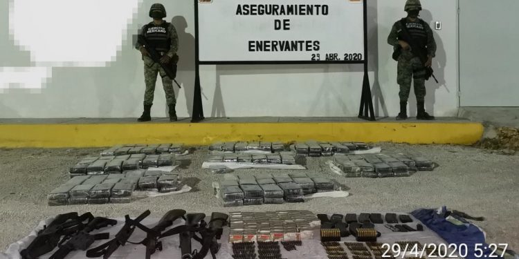 ASEGURA EJÉRCITO 241 PAQUETES DE COCAÍNA CERCA DE CHETUMAL