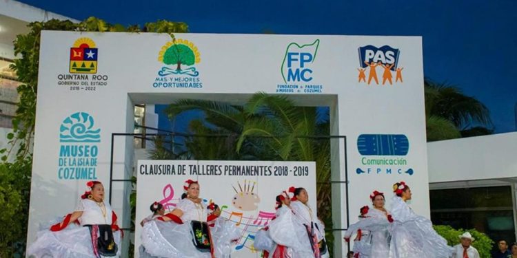 LAS 703 BECAS DEL MES DE ABRIL LLEGARÁN EN TIEMPO Y FORMA POR LA FPMC.