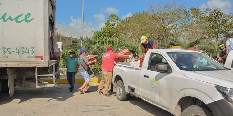 BRIGADAS NO PARAN DE LLEVAR AYUDA EN TULUM