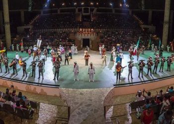 XCARET MUESTRA AL MUNDO UN MENSAJE DE ALEGRÍA Y ESPERANZA