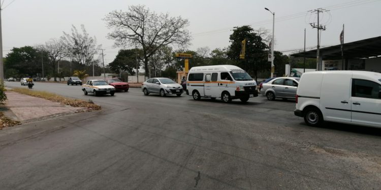 EN CHETUMAL NO HAY AUTORIDAD MUNICIPAL QUE PONGA ORDEN, PUES EN LA CIUDAD PARECE QUE NO PASA NADA.