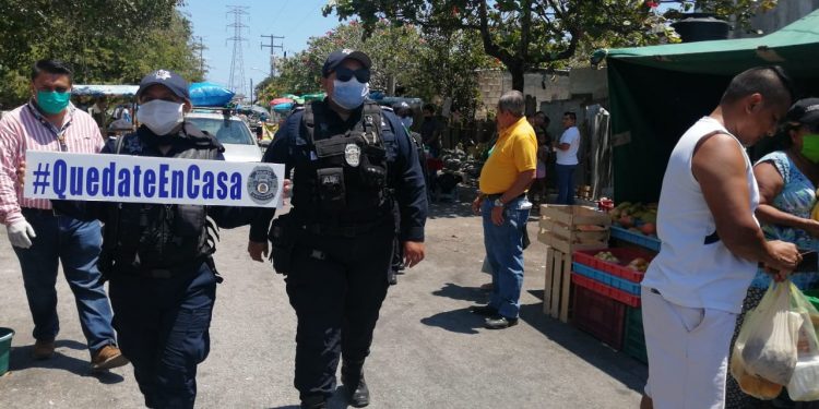 A LOS TIANGUISTAS Y CIUDADANÍA LES VALEN LAS RECOMENDACIONES SOBRE EL COVID 19