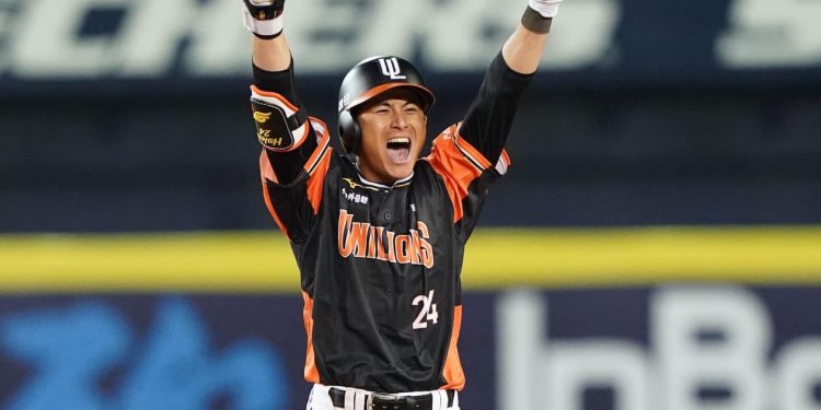 SIN PÚBLICO, INICIA LA LIGA DE  BÉISBOL PROFESIONAL EN CHINA