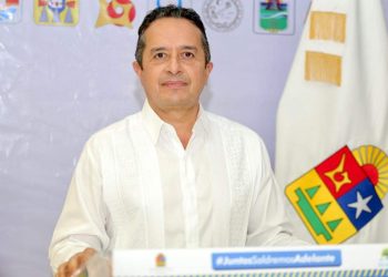 ANUNCIA EL GOBERNADOR CARLOS JOAQUÍN APOYO PARA QUINTANA ROO EN MATERIA DE AGUA, LUZ, GAS, ALIMENTOS Y SALUD.