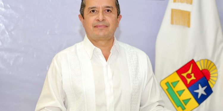ANUNCIA EL GOBERNADOR CARLOS JOAQUÍN APOYO PARA QUINTANA ROO EN MATERIA DE AGUA, LUZ, GAS, ALIMENTOS Y SALUD.