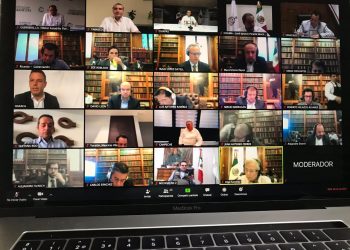 PARTICIPA EL GOBERNADOR CARLOS JOAQUÍN EN VIDEOCONFERENCIA CON SEGOB Y SALUD