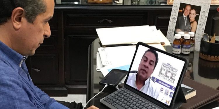ATIENDE EN FORMA VIRTUAL EL GOBERNADOR CARLOS JOAQUÍN A EMPRESARIOS DE LA RIVIERA MAYA Y COZUMEL