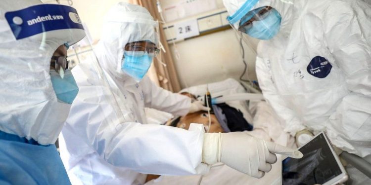 ACOSAN Y DISCRIMINAN A FAMILIA CON PACIENTE ENFERMO DE COVID-19