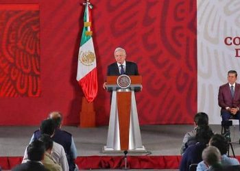 AHORRO POR REDUCCIÓN DE SALARIOS Y AGUINALDOS SERÁ DE TRES MIL MDP: AMLO