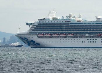 BUQUE NAVAL BAJA A MARINO CON SÍNTOMAS DE COVID-19 EN SONORA