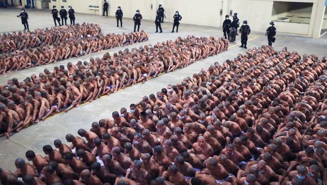 CENTROS PENALES SALVADOREÑOS DECLARAN POR VIOLENCIA DE MARAS
