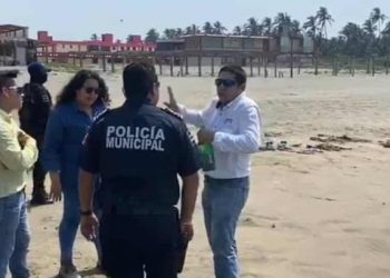 CIUDADANOS ACUDEN A LAS PLAYAS PESE A RESTRICCIÓN POR CORONAVIRUS