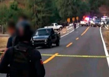 EMBOSCADA EN MICHOACÁN DEJA TRES POLICÍAS HERIDOS