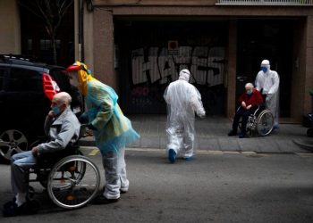 ESPAÑA REGISTRA MÁS DE 19 MIL MUERTES POR CORONAVIRUS