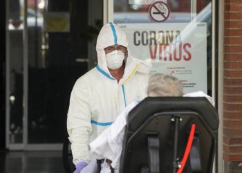 ESPAÑA SUMA 14 MIL 555 MUERTOS POR CORONAVIRUS