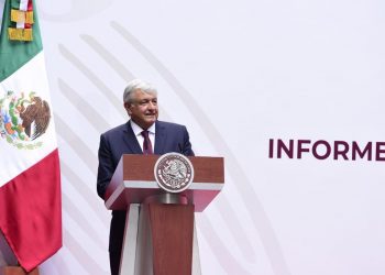 DESCARTA AMLO DESPIDOS Y ANUNCIA QUE SE ENDURECE LA POLÍTICA DE AUSTERIDAD