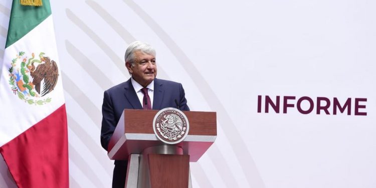 DESCARTA AMLO DESPIDOS Y ANUNCIA QUE SE ENDURECE LA POLÍTICA DE AUSTERIDAD