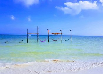 ULTIMÁTUM A TURISTAS Y EXTRANJEROS SIN VISA DE TRABAJO EN HOLBOX: DEBEN IRSE HOY DE LA ISLA