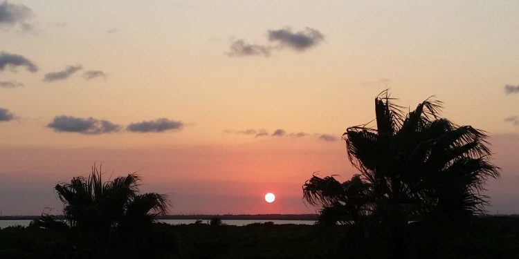 ESTRUENDO SORPRENDE A CANCUNENSES EN PLENO JUEVES SANTO