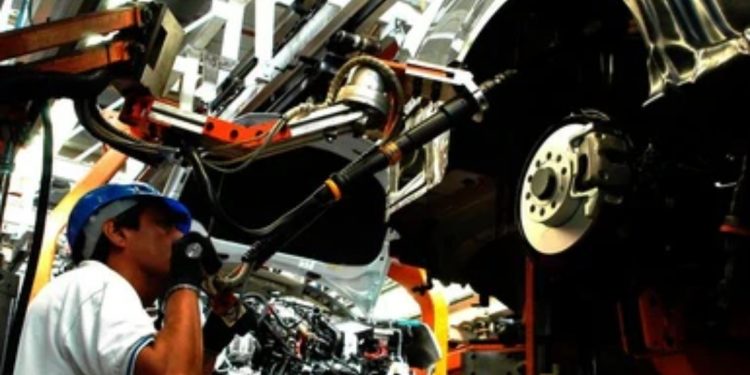 ESTUDIA MÉXICO CON ESTADOS UNIDOS Y CANADÁ LA REAPERTURA DEL SECTOR AUTOMOTRIZ