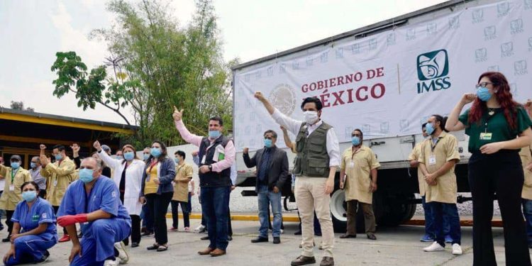 TRASLADAN MASCARILLAS KN95 A HOSPITALES DEL SEGURO SOCIAL