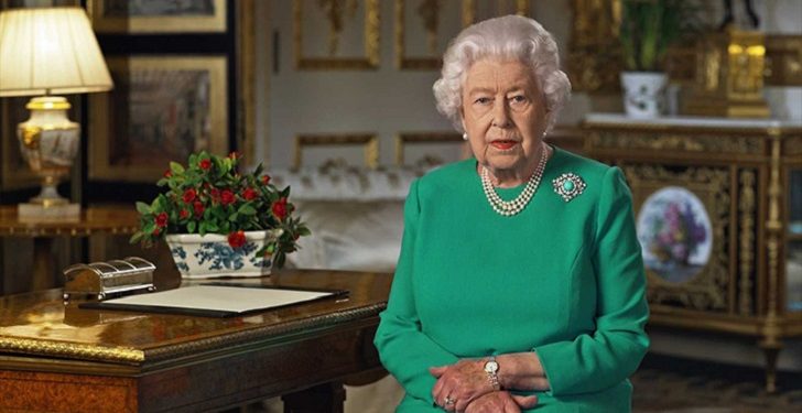 ISABEL II PIDE CALMA Y DETERMINACIÓN A LOS BRITÁNICOS PARA SUPERAR LA CRISIS