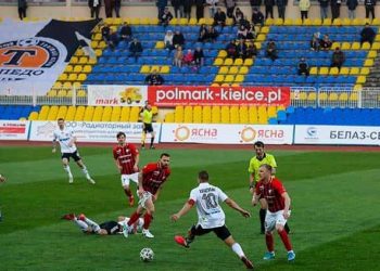 LA OMS EXIGE QUE BIELORRUSIA DETENGA EL FUTBOL