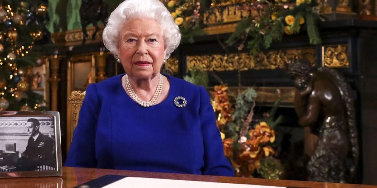 LA REINA ISABEL II CELEBRARÁ UN CUMPLEAÑOS DISCRETO POR EL COVID-19